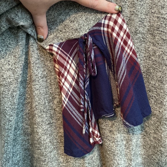 Cute Top - Picture 2 of 5